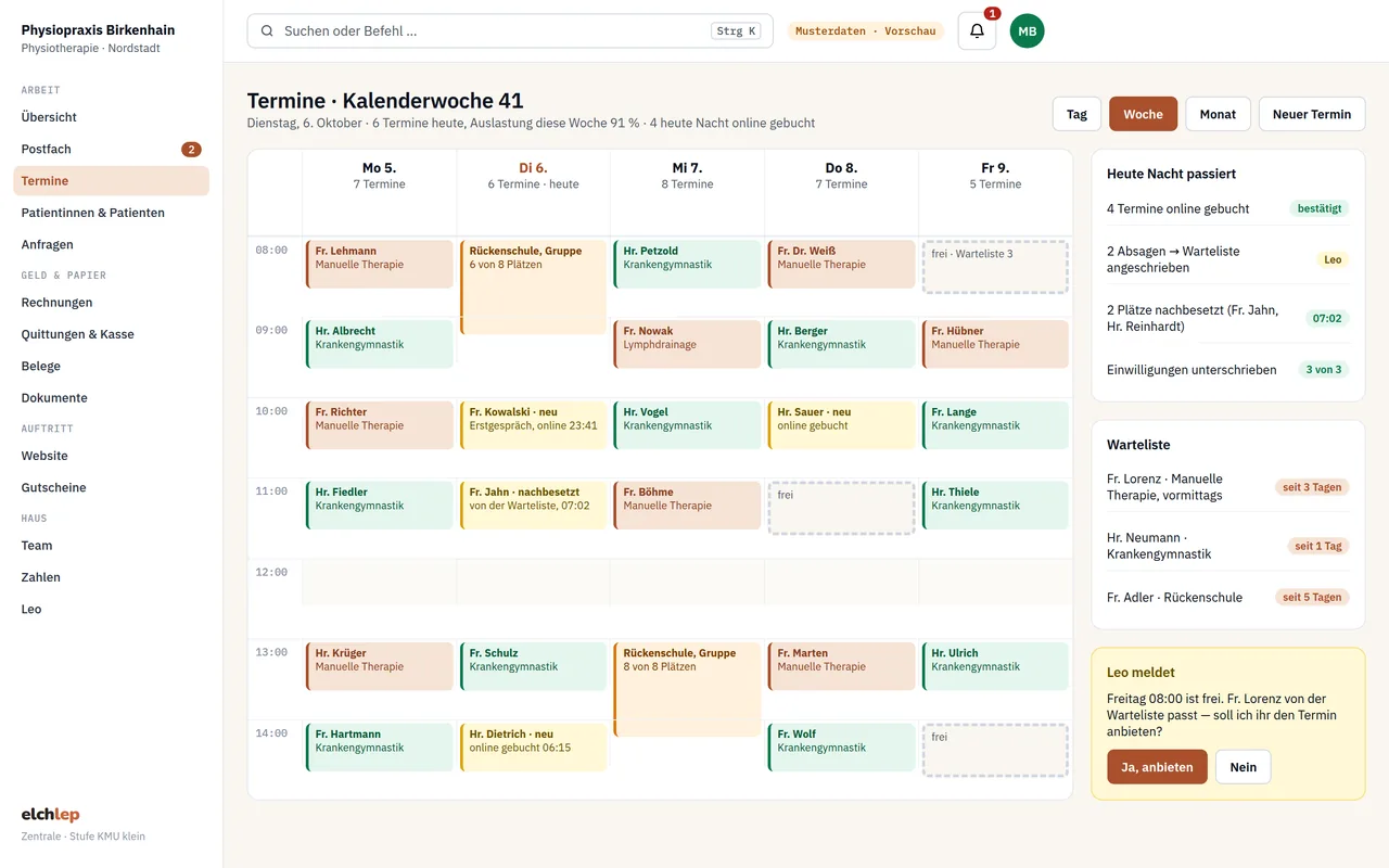 Der Kalender einer Praxis — Ansicht mit Musterdaten der Musterdruck & Werbetechnik